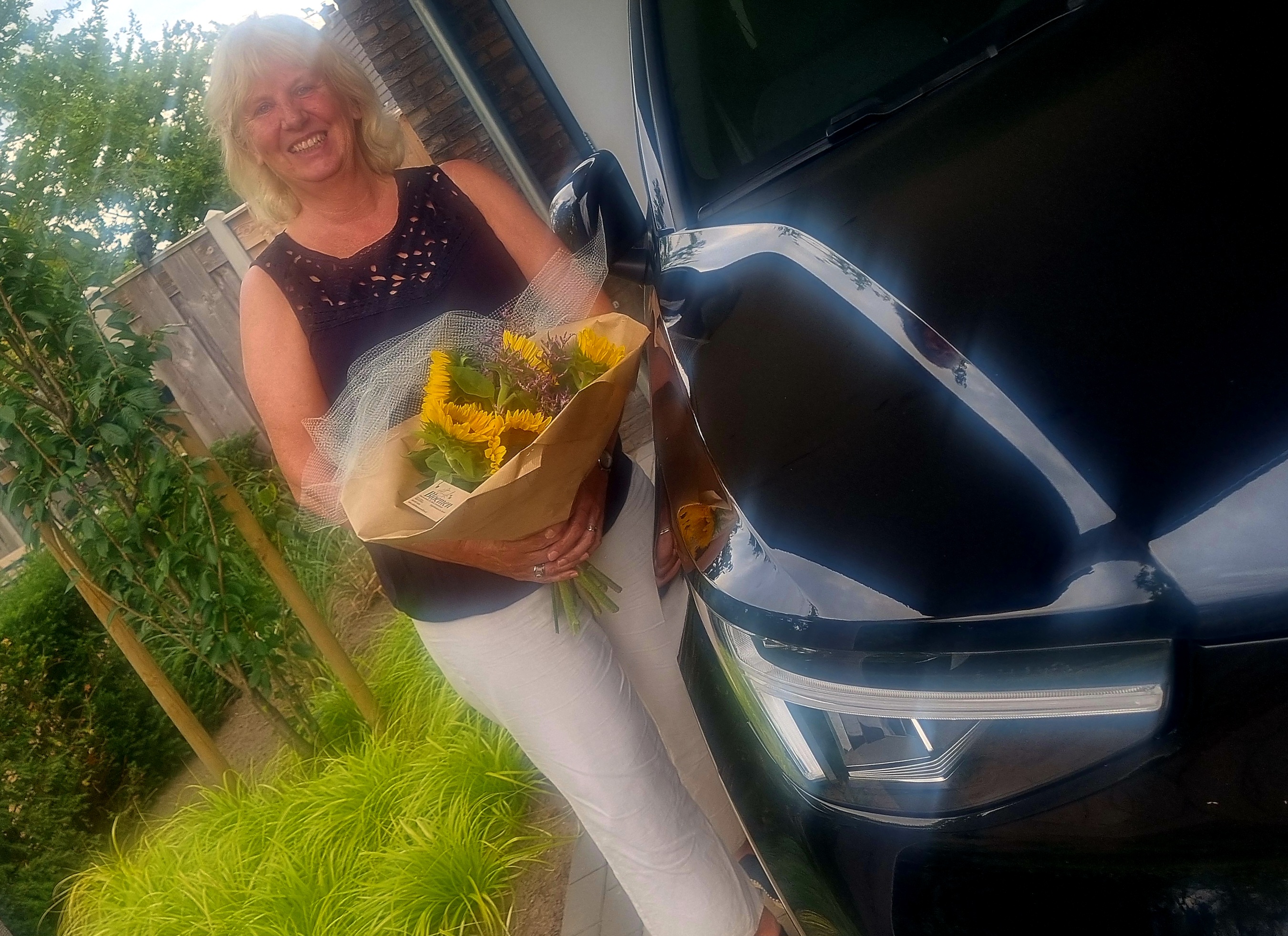 Blije klant bij Auto Dries Aalten