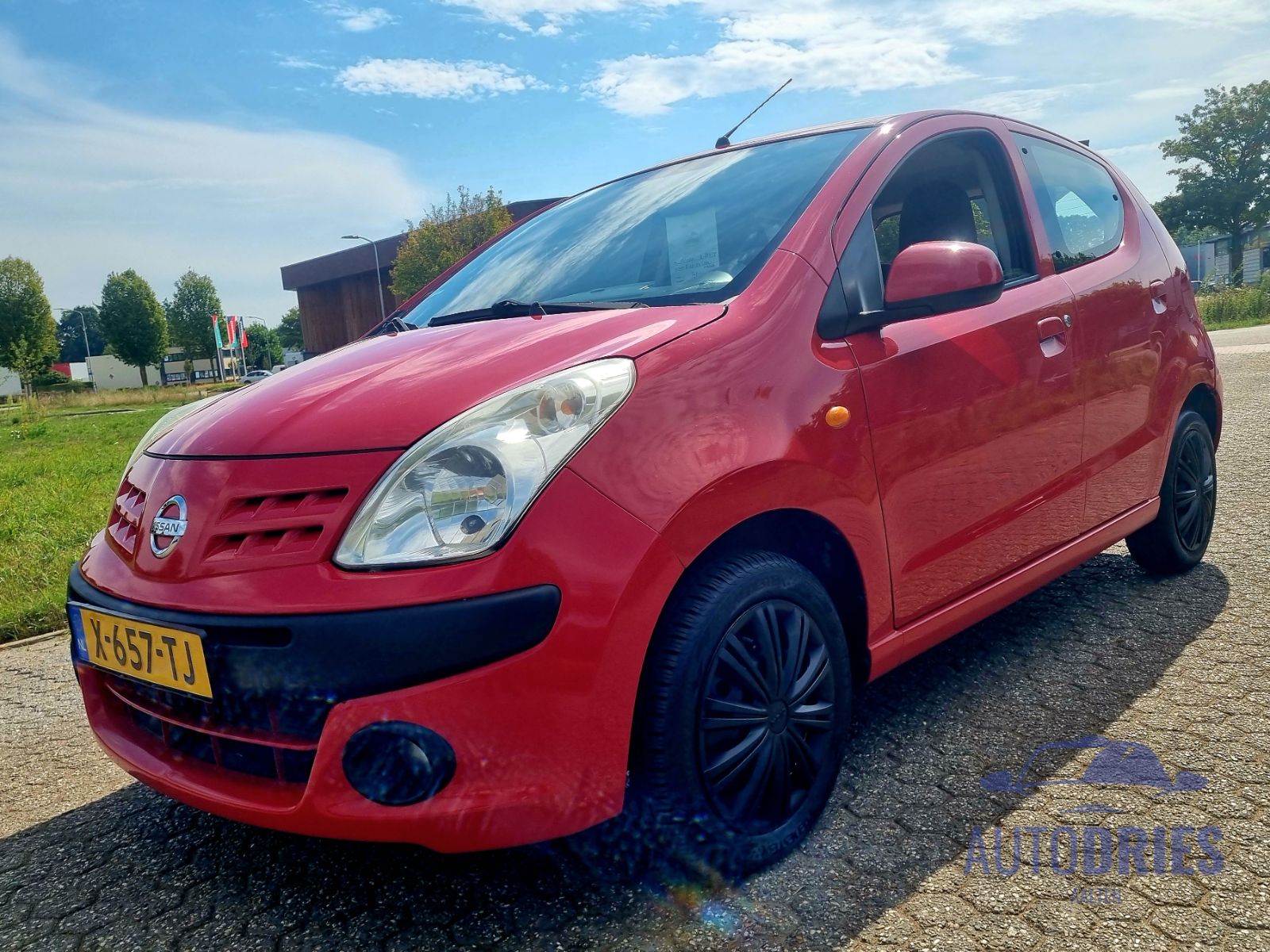 Nissan Pixo Cool