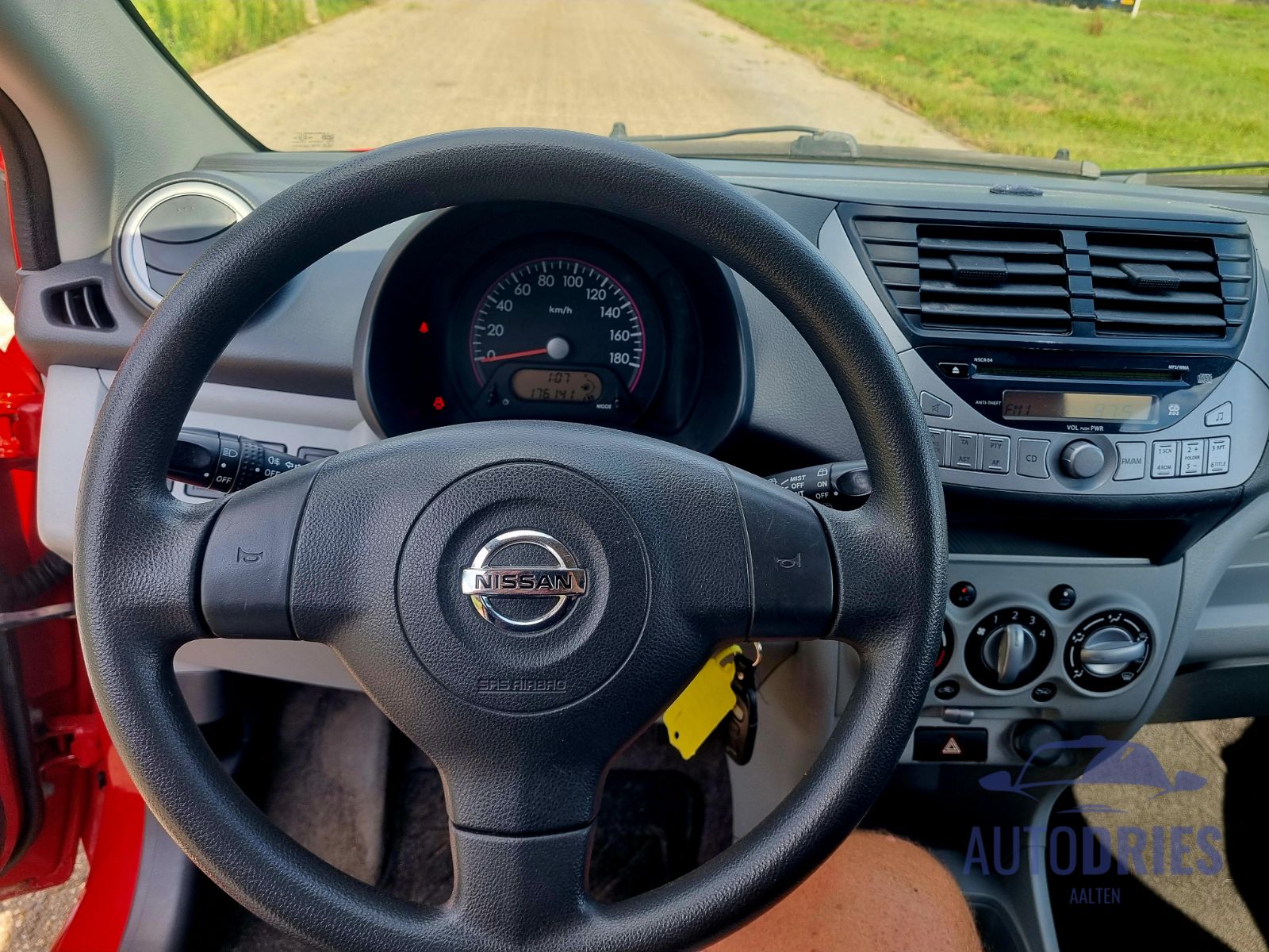 Nissan Pixo Cool